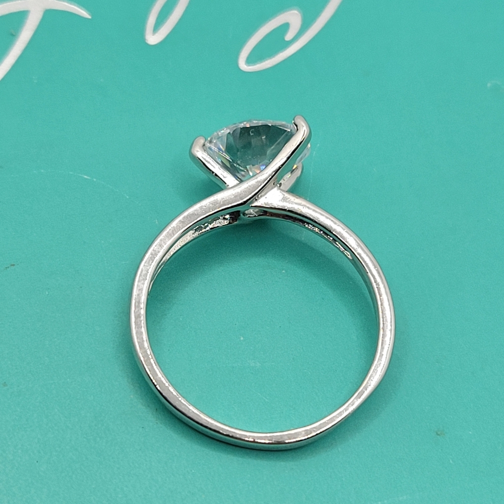 Pretty Ring - image 4